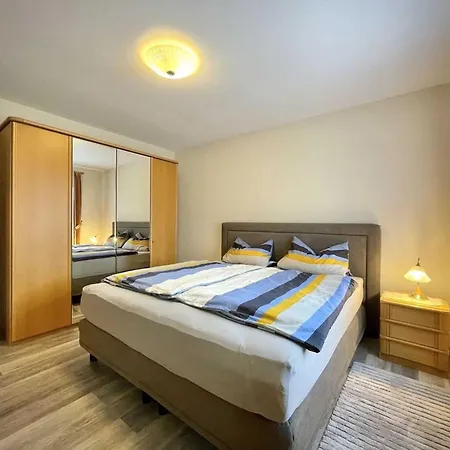 Kramer 25569 Apartment